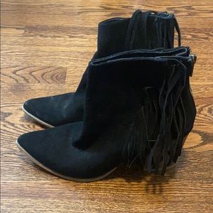 Steve Madden Western black fringe booties.